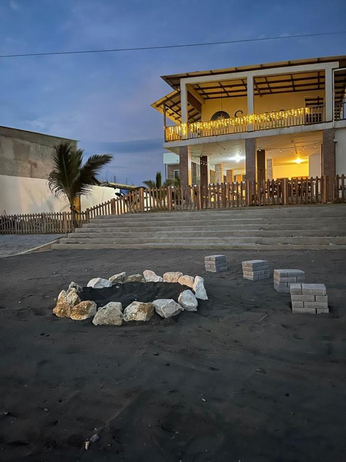 Samana Hostal, Puerto Engabao Exterior photo